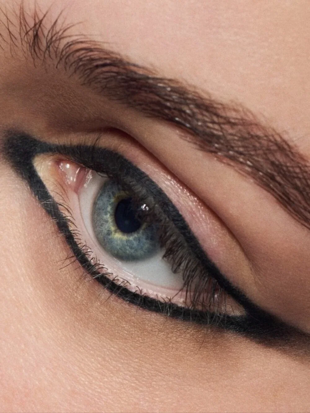 MAC Extreme Black In Extreme Dimension 24-Hour Kajal Eye Liner Nocturna